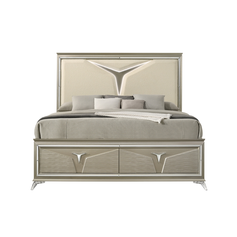 Pemberly Row Modern King 4PC Bedroom Set Made with Wood in Silver