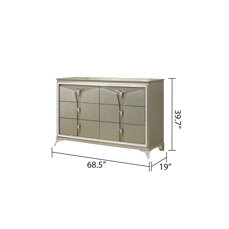Pemberly Row Modern Queen 5PC Bedroom Set Made with Wood in Silver