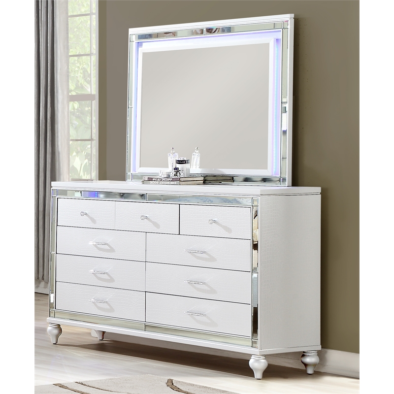 Pemberly Row King 5 PC LED Bedroom set made with wood in White Color