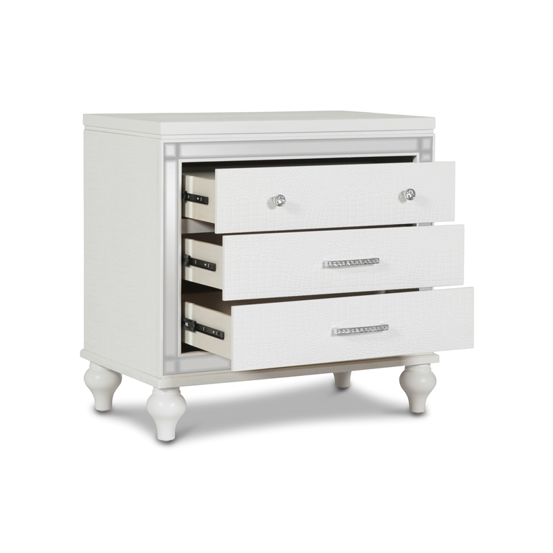 Pemberly Row Contemporary Solid Wood 3-Drawer Nightstand in White