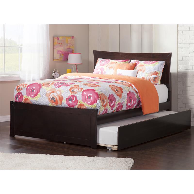 Pemberly Row Solid Wood Queen Bed and Footboard with Twin XL Trundle in Espresso
