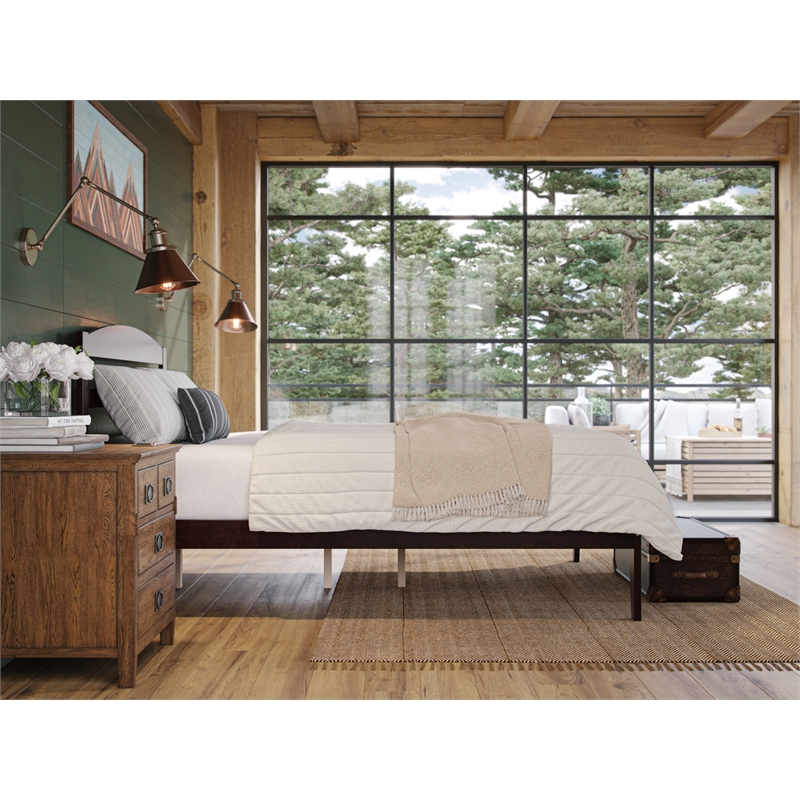Pemberly Row Solid Wood Queen Platform Bed with USB Charger in Espresso