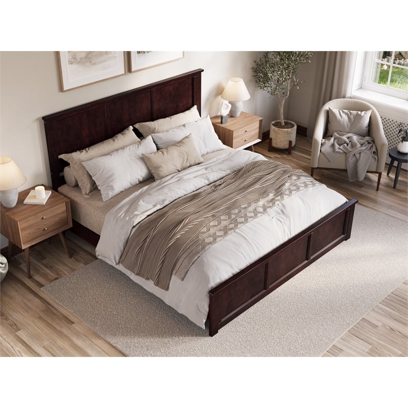 Pemberly Row Charlotte King Wood Low Profile Platform Bed in Espresso