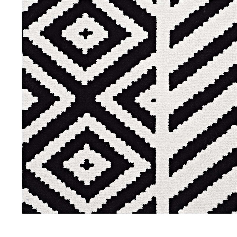 Pemberly Row Contemporary 8' x 10' Area Rug in Black and White