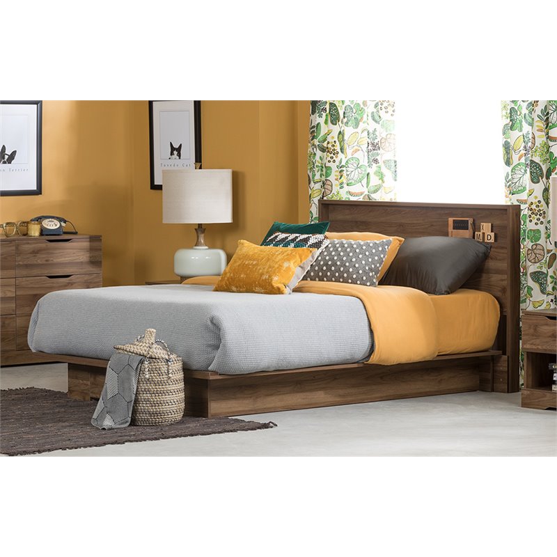 Pemberly Row 4 PC Set of Queen Platform with Dresser & 2 Nightstands - Walnut