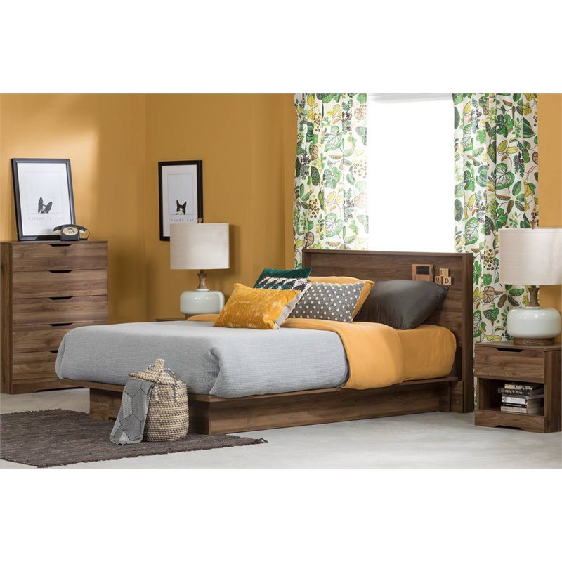 Pemberly Row 4 PC Set of Queen Platform with Dresser & 2 Nightstands - Walnut