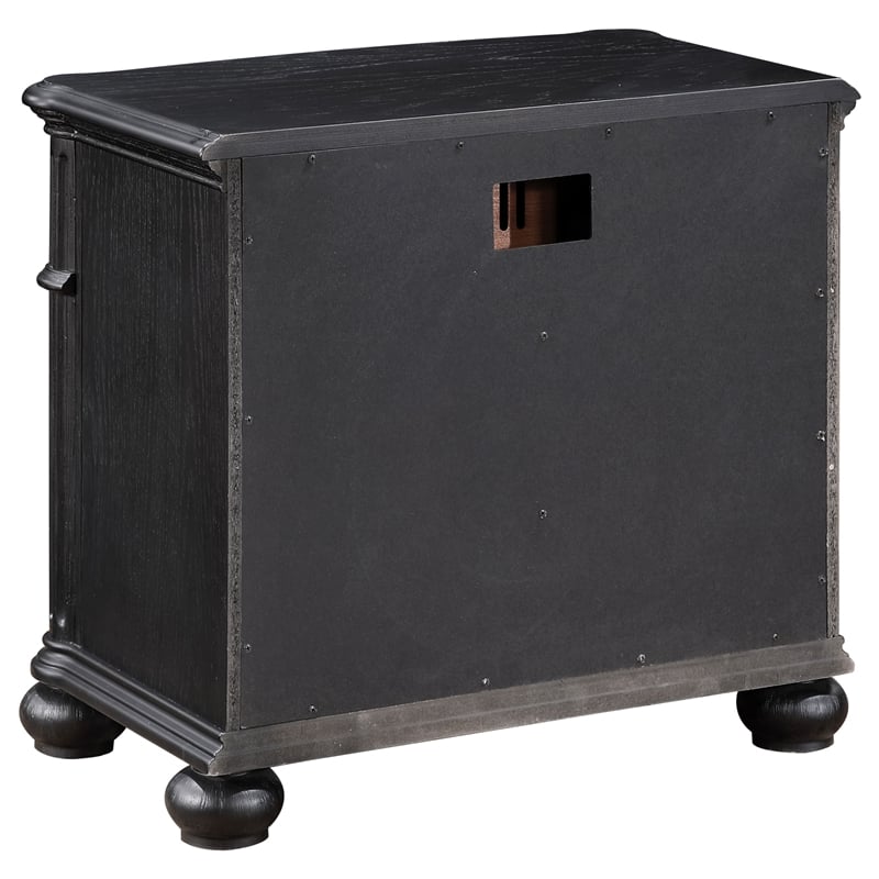 Pemberly Row Traditional 3-drawer Wood Nightstand Bedside Table Black