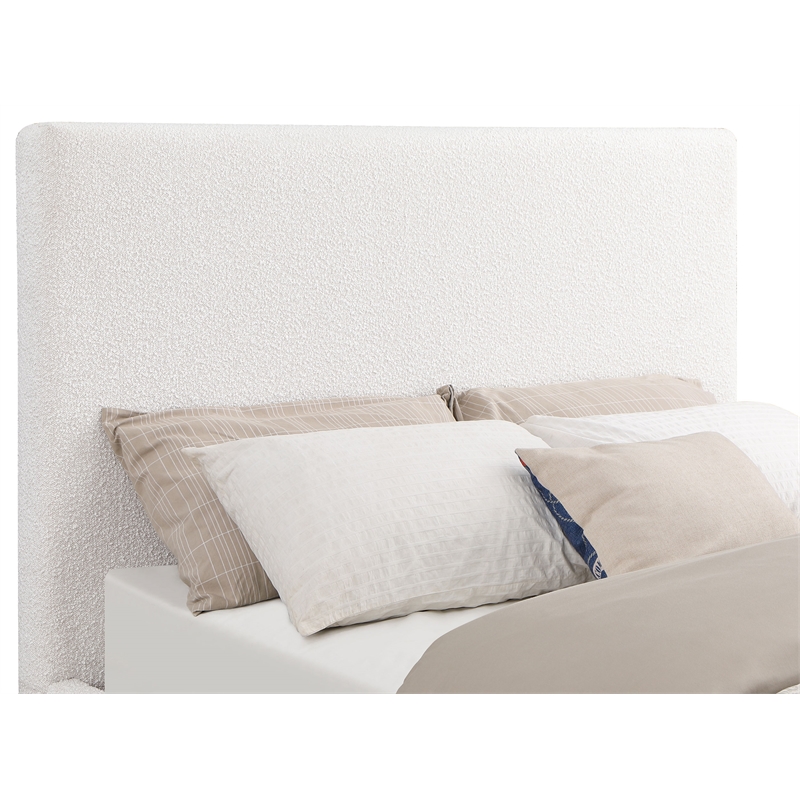 Pemberly Row Transitional Fabric Upholstered Queen Platform Bed Cream