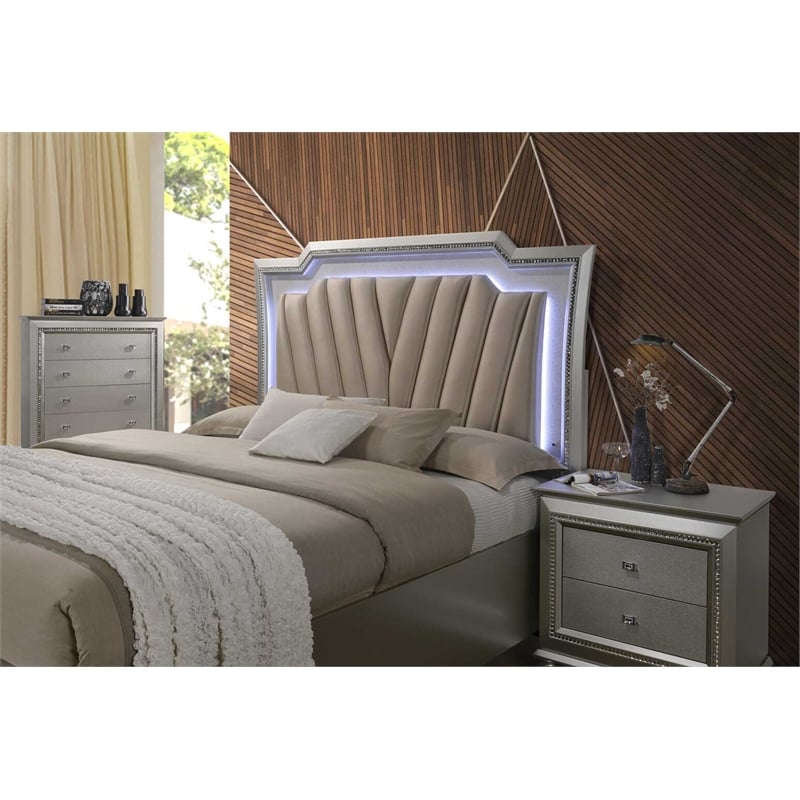 Pemberly Row Faux Leather Upholstered Queen Storage Bed with LED in White