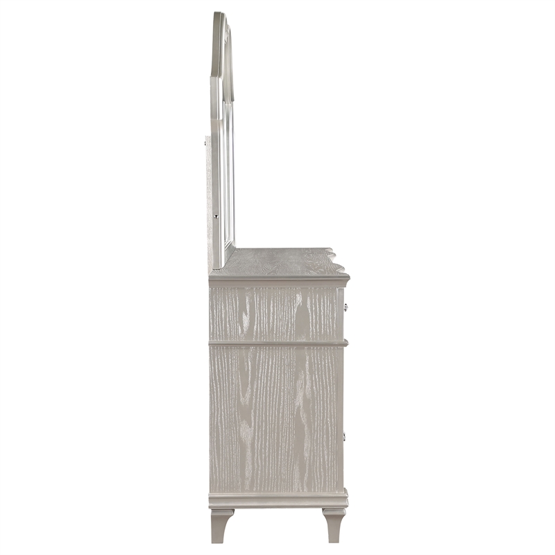 Pemberly Row Modern 9-drawer Wood Dresser with Mirror Silver Oak