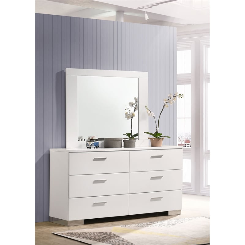 Pemberly Row Modern 6-drawer Wood Dresser with Mirror Glossy White