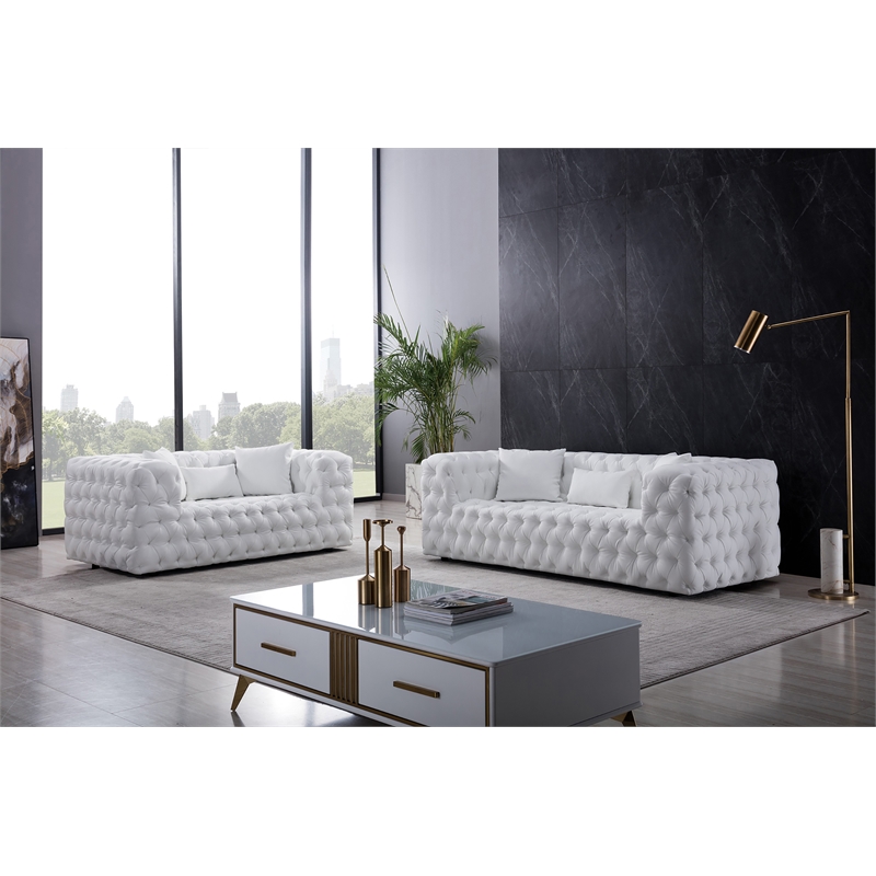 Pemberly Row Contemporary Faux Leather Tufted Loveseat in White