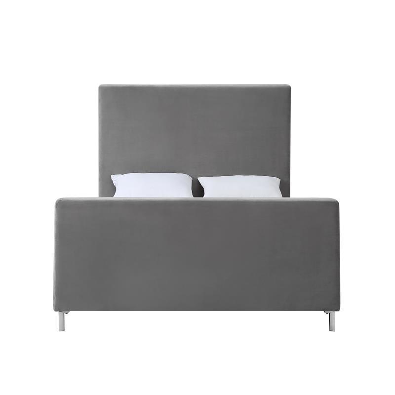 Pemberly Row Modern Velvet Upholstered Platform Queen Bed in Gray