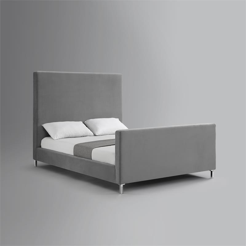 Pemberly Row Modern Velvet Upholstered Platform Queen Bed in Gray