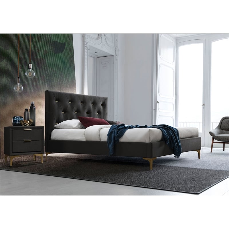 Pemberly Row Modern Mid-Century Modern Platfoam Bed Queen Size
