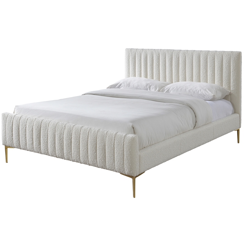 Pemberly Row Wood and Fabric Upholstered Queen Platform Bed in White Boucle