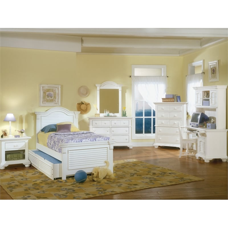 Pemberly Row Cottage Traditions Eggshell White Wood Full Size Panel Bed