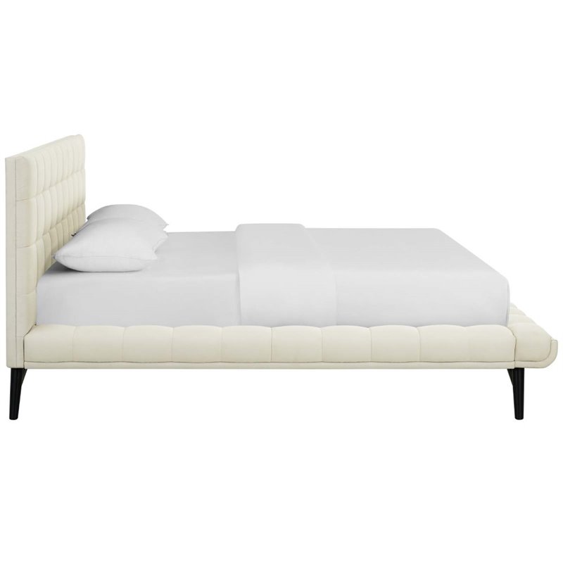 Pemberly Row Queen Biscuit Tufted Upholstered Fabric Platform Bed in Ivory