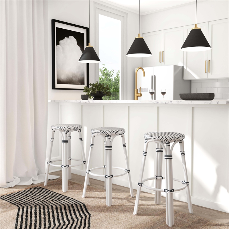 Pemberly Row Round Rattan 30