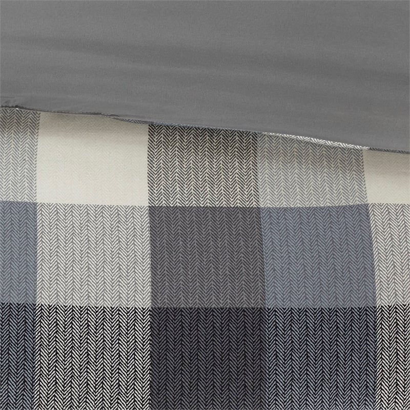 Pemberly Row Modern 7 Piece Herringbone Comforter Set in Gray