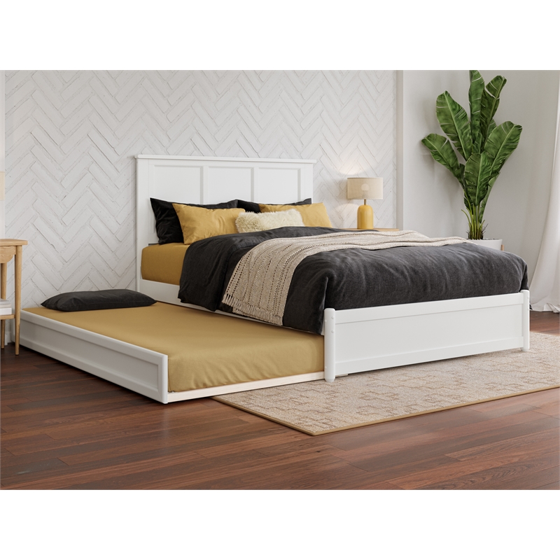 Pemberly Row Felicity Full Wood Platform Bed and Twin Trundle in White