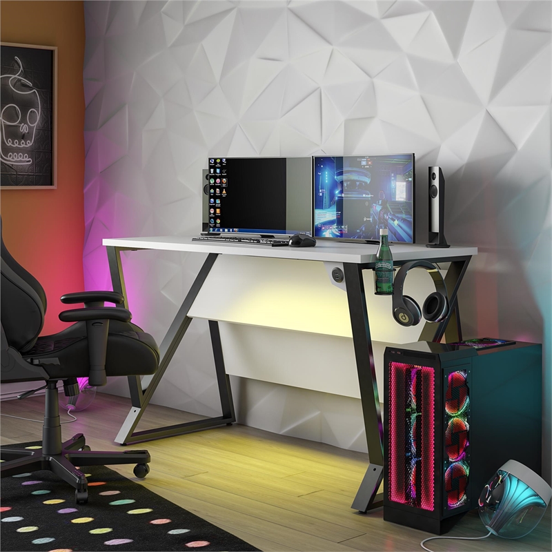 Pemberly Row Modern / Contemporary Adjustable Gaming Desk in White