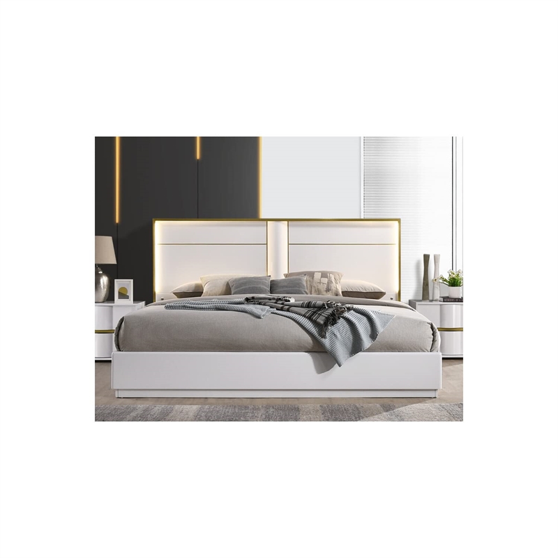 Pemberly Row Poplar Wood East King Platform Bed in White with Gold Trim