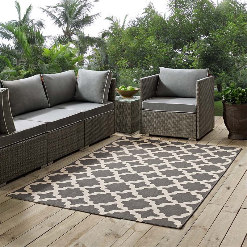 Pemberly Row Modern 94.5x122