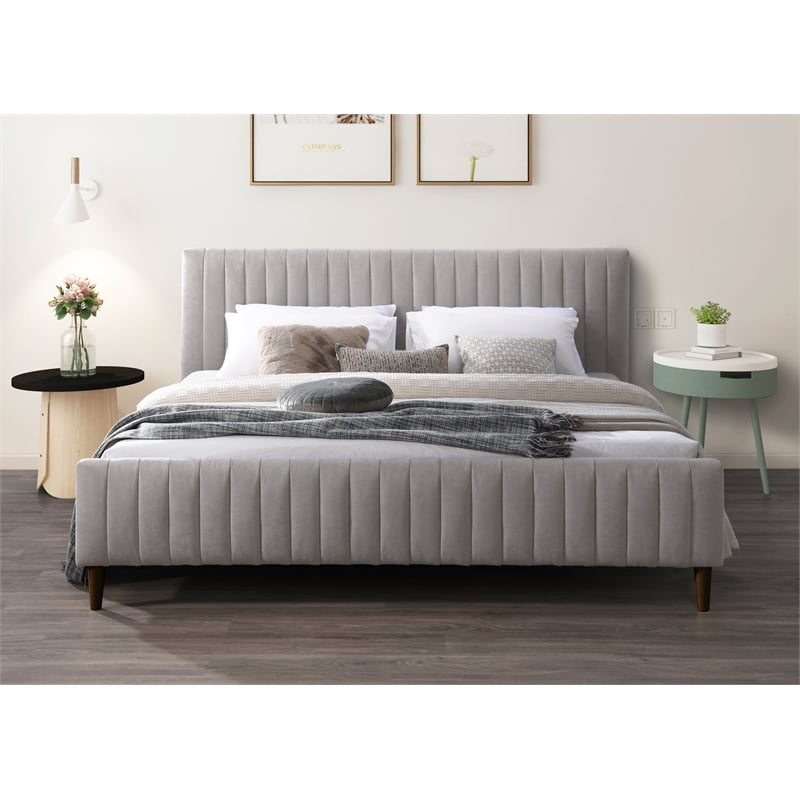 Pemberly Row Upholstered Mid-Century Fabric King Platform Bed in Gray