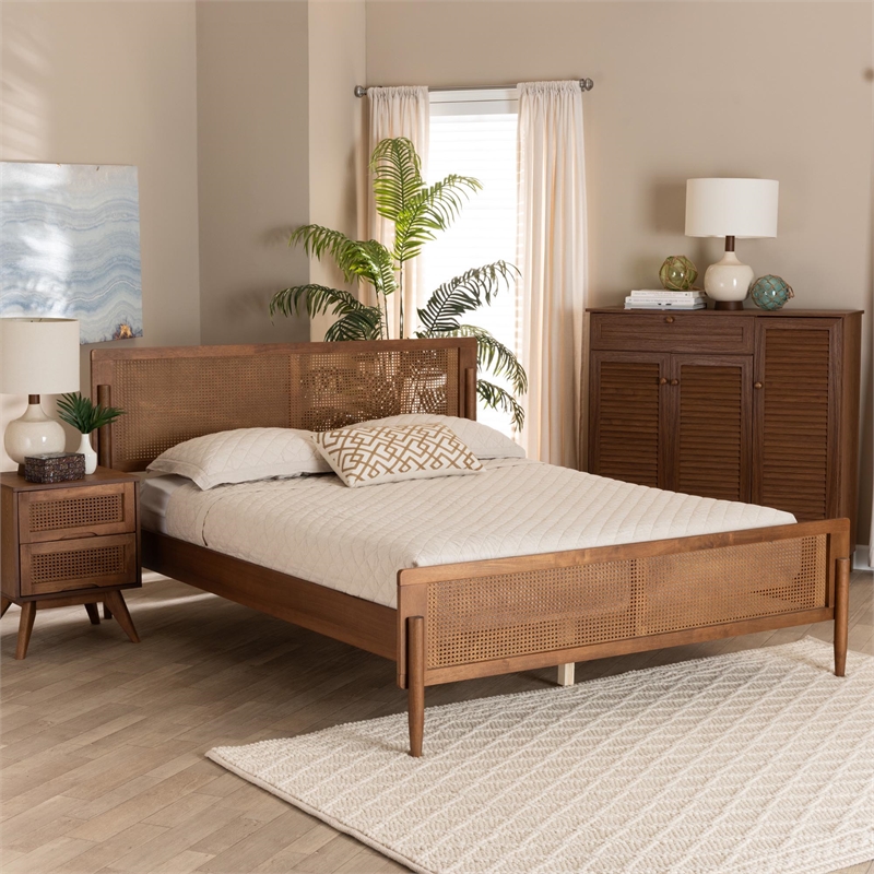 Pemberly Row Mid-Century Wood Queen Size Platform Bed in Ash Walnut