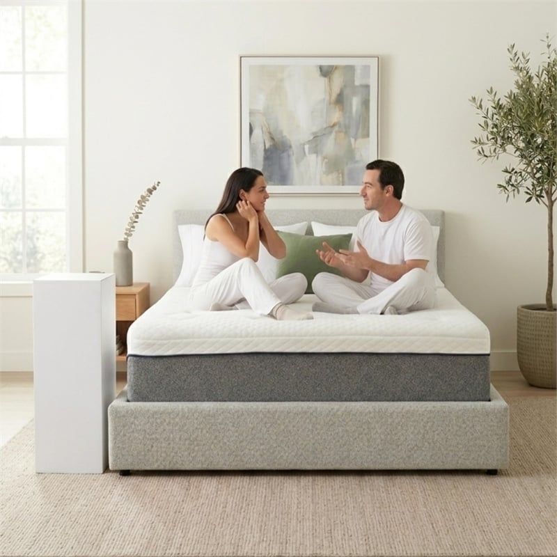 Pemberly Row Ultra Plush 13in Polyurethane Full Mattress in White