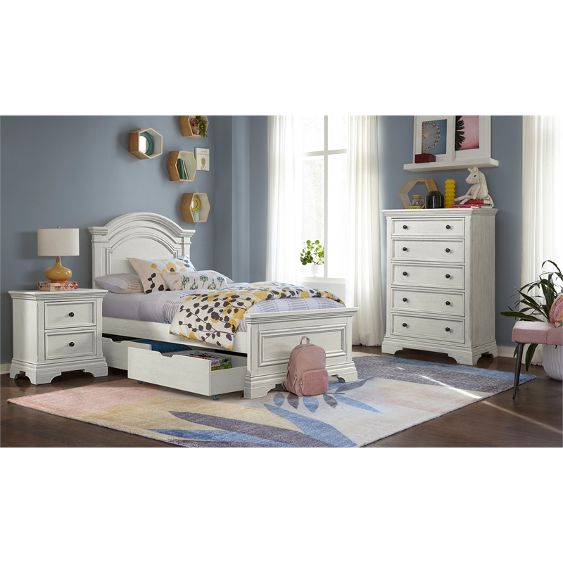 Pemberly Row Traditional Wood Complete Twin Bed in Brushed White
