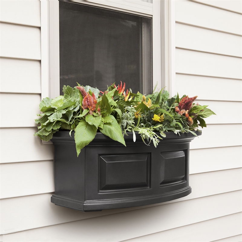 Pemberly Row Modern 2ft Traditional Plastic Window Box in Black