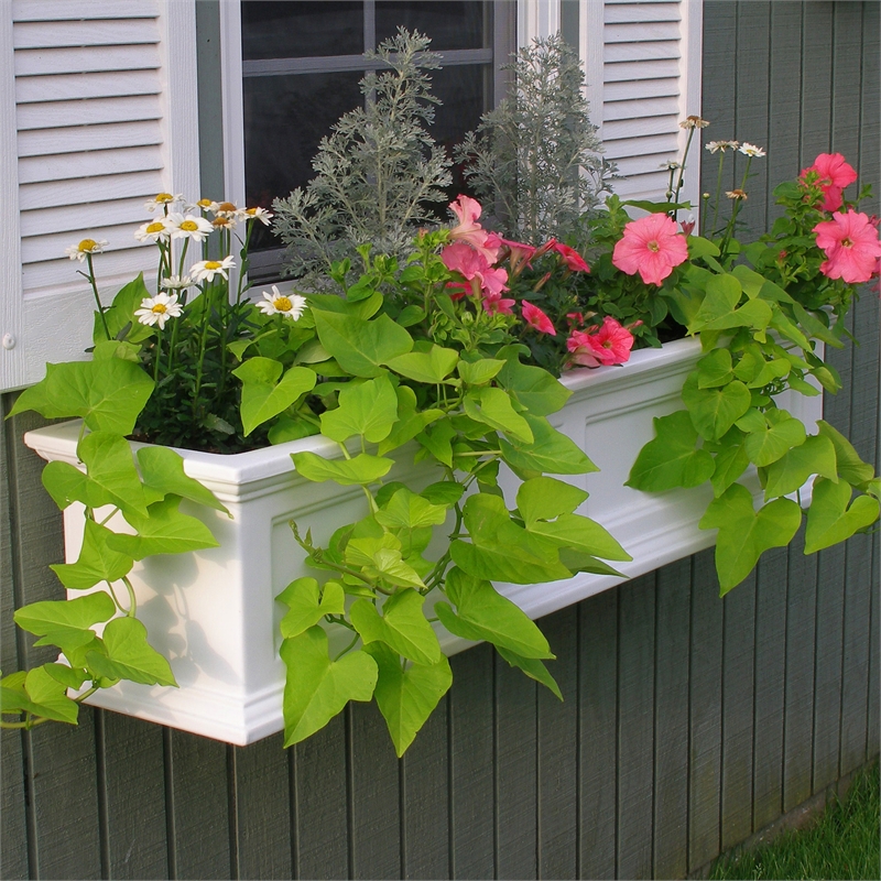 Pemberly Row Modern 4ft Traditional Plastic Window Box in White