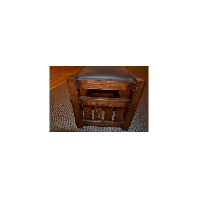 Pemberly Row Modern Mission Oak Foot Stool - Wide Spindles Walnut