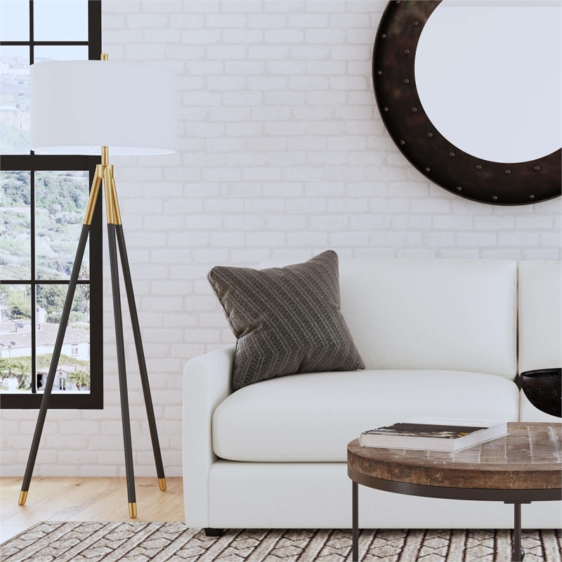 Pemberly Row Modern / Contemporary Floor Lamp in Black Metal