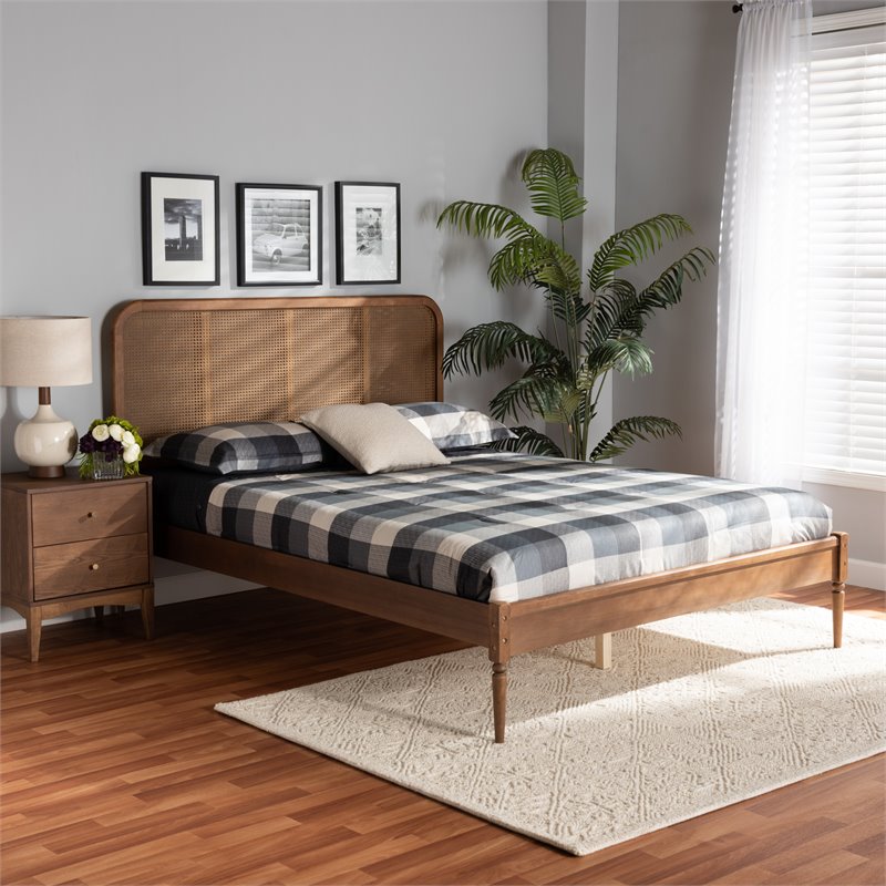 Pemberly Row Modern Brown Finished Wood Queen Size Platform Bed