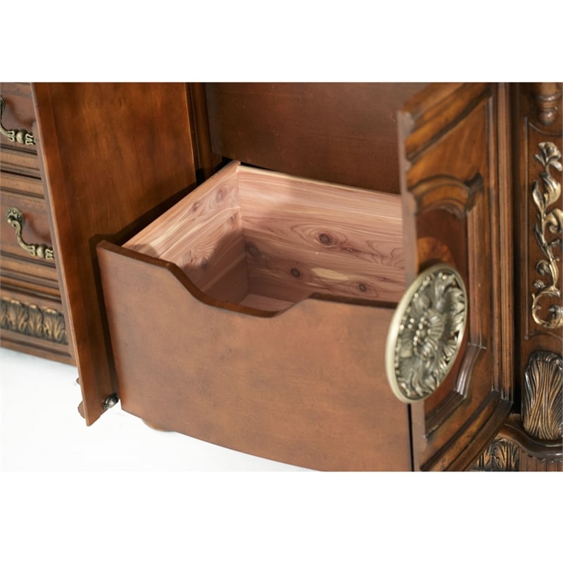 Pemberly Row Traditional 9-Drawers Wood Dresser - Classic Chestnut