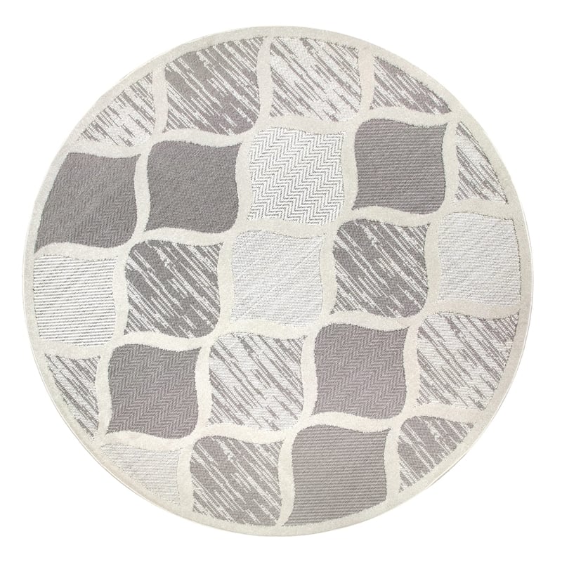 Pemberly Row Modern Quatrefoil Indoor Outdoor Area Rug Round 5'3
