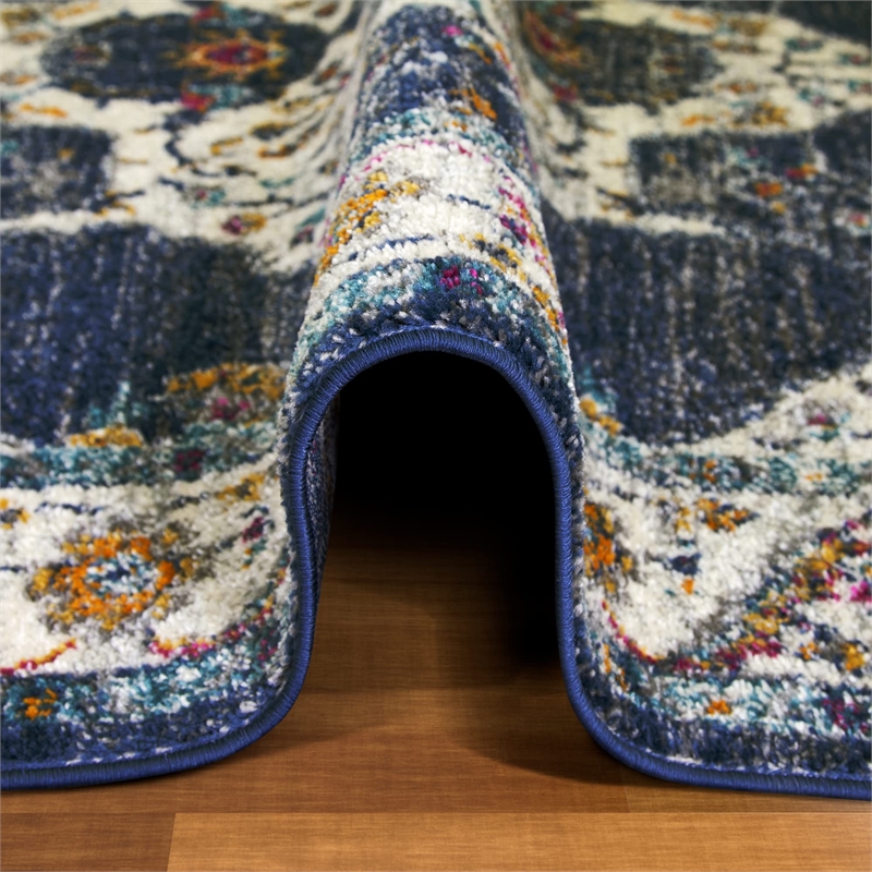 Pemberly Row Vintage Multicolor Medallion Boho Chic Area Rug 5'3