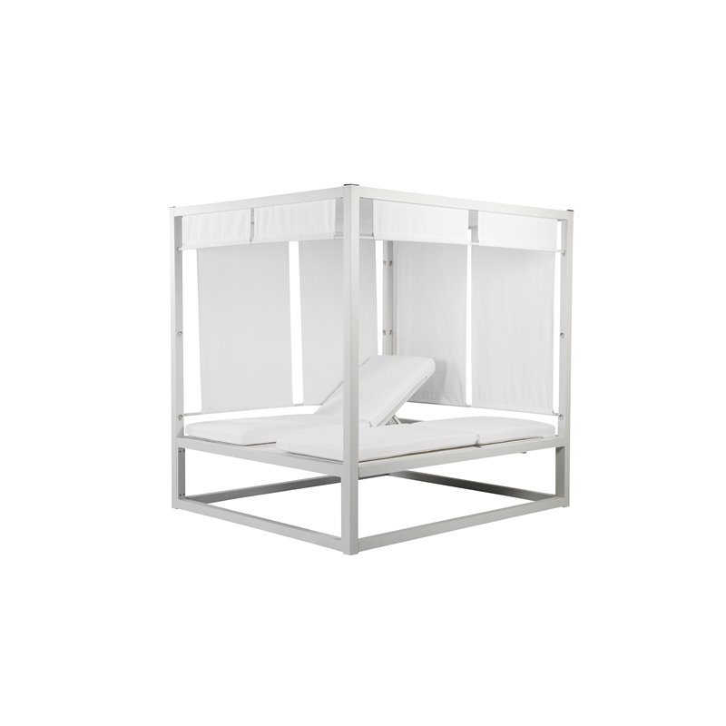Pemberly Row Modern Aluminum Outdoor Daybed in White Frame/Fabric