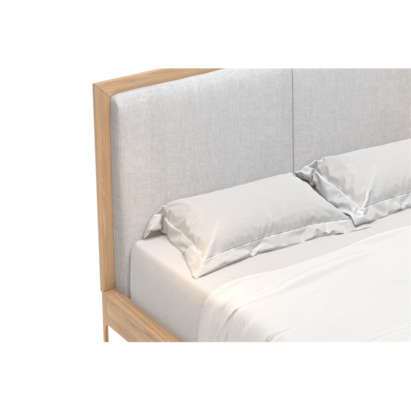 Pemberly Row Modern / Contemporary Wood Queen Size Bed in Light Oak