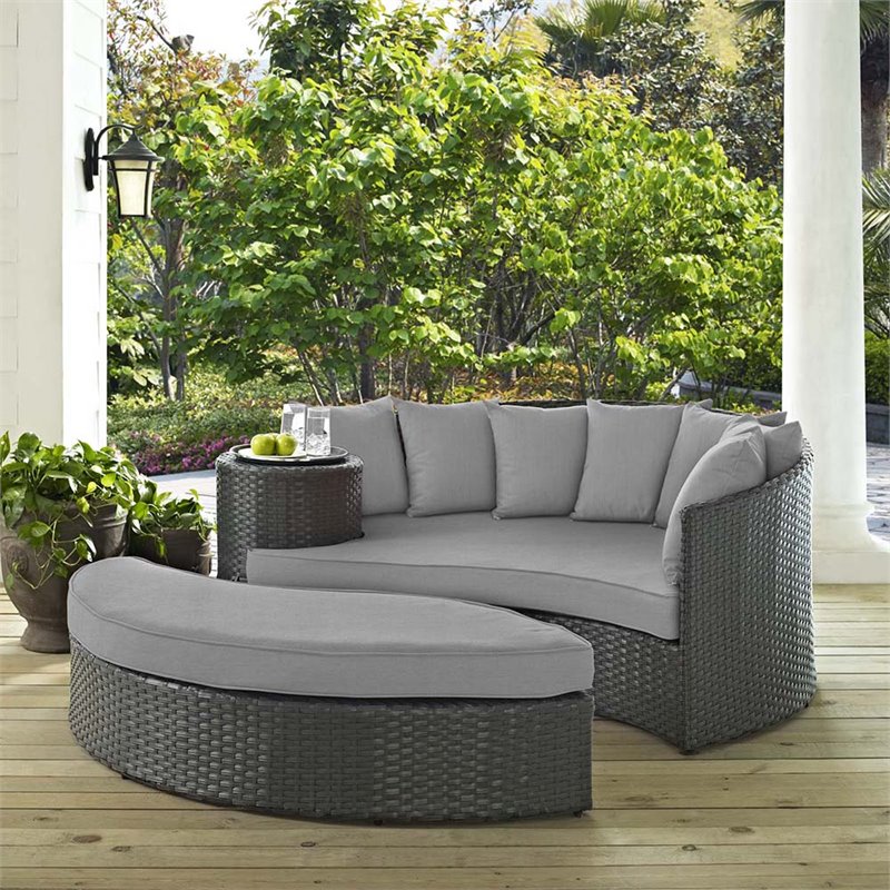 Pemberly Row Aluminum and Rattan Patio Daybed in Canvas/Gray