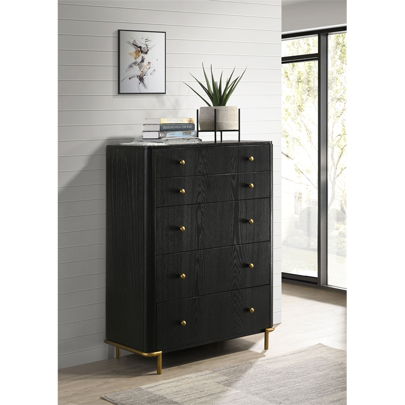 Pemberly Row 5-drawer Wood Rectangular Bedroom Chest in Black