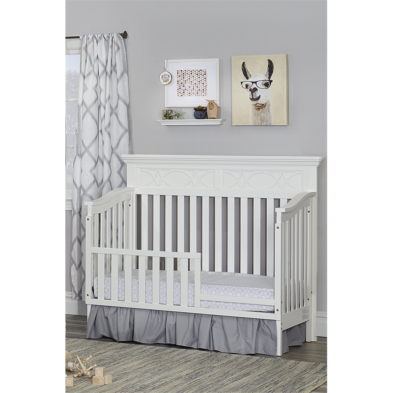 Pemberly Row Traditional Wood 4-in-1 Convertible Crib in White Lace