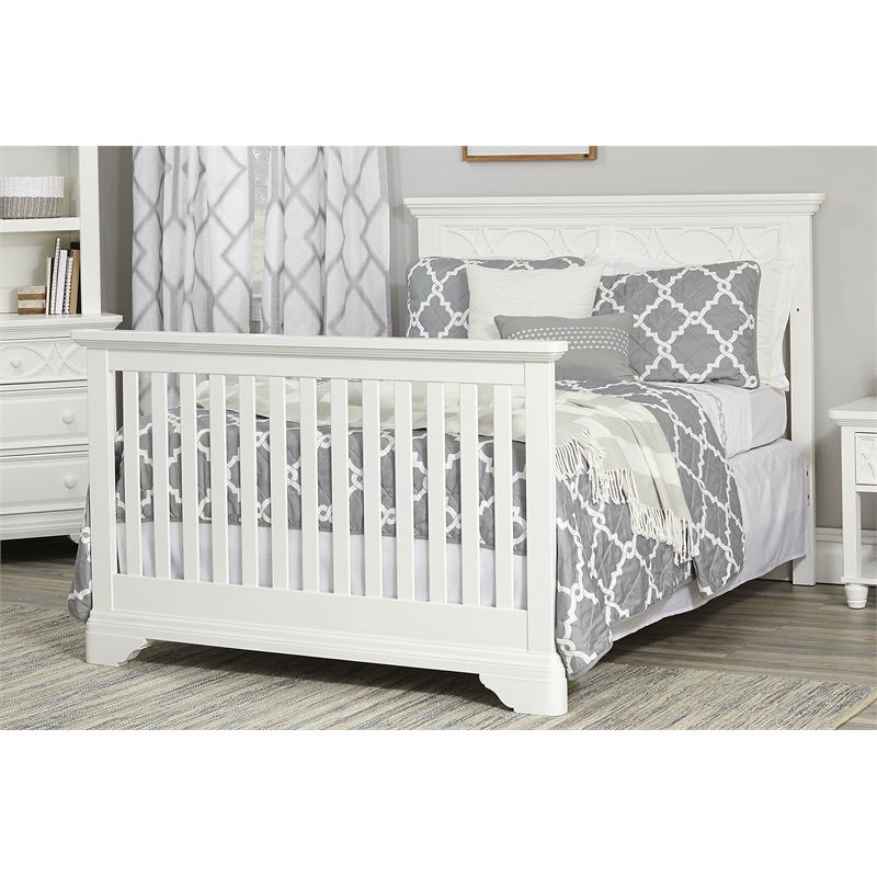 Pemberly Row Traditional Wood 4-in-1 Convertible Crib in White Lace