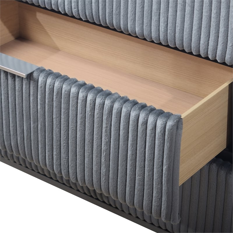 Pemberly Row Contemporary Wood 5-Drawer Chest in Gray Finish