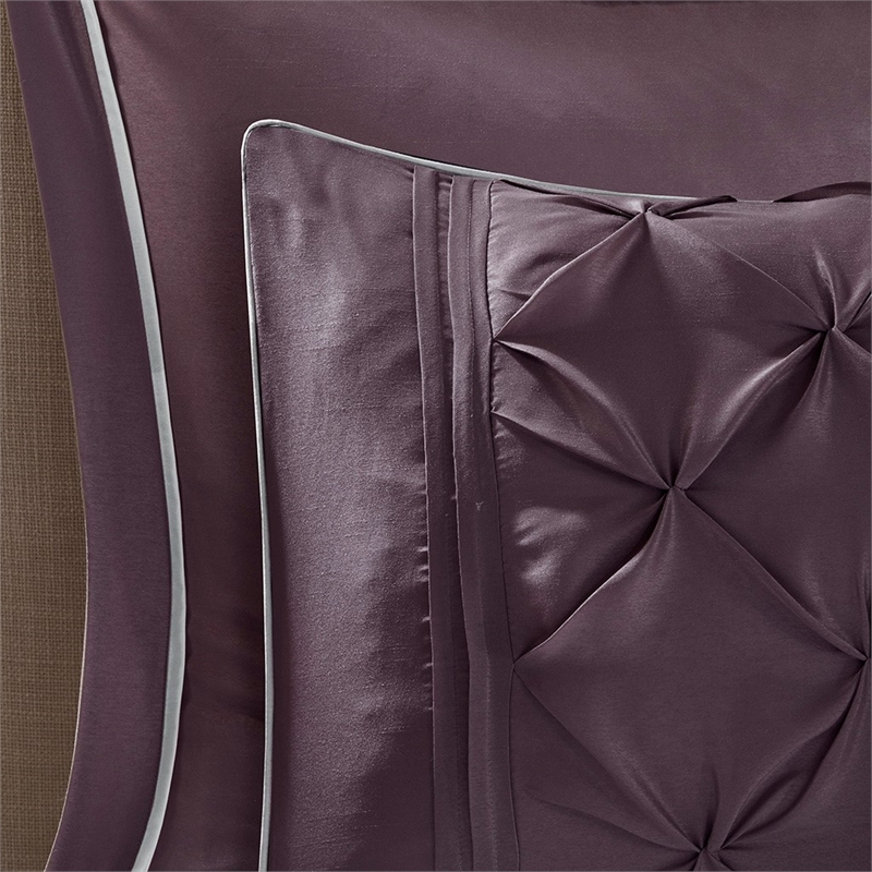 Pemberly Row Modern 24-Piece Polyester Comforter Set in Purple