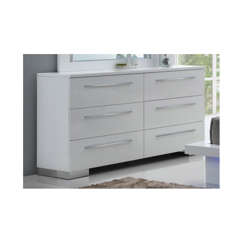 Pemberly Row Contemporary 6-Drawer Wood Dresser in White Finish