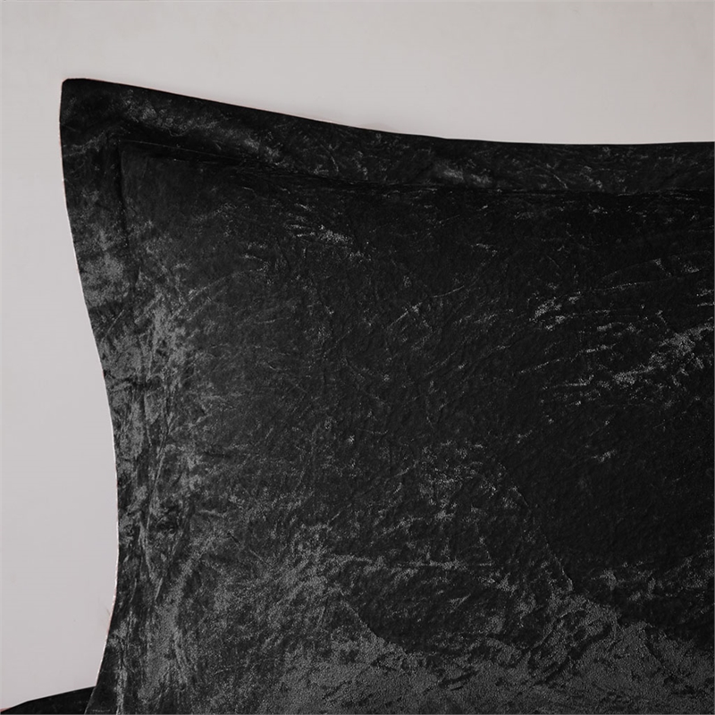 Pemberly Row Contemporary Velvet Comforter Set in Black Finish